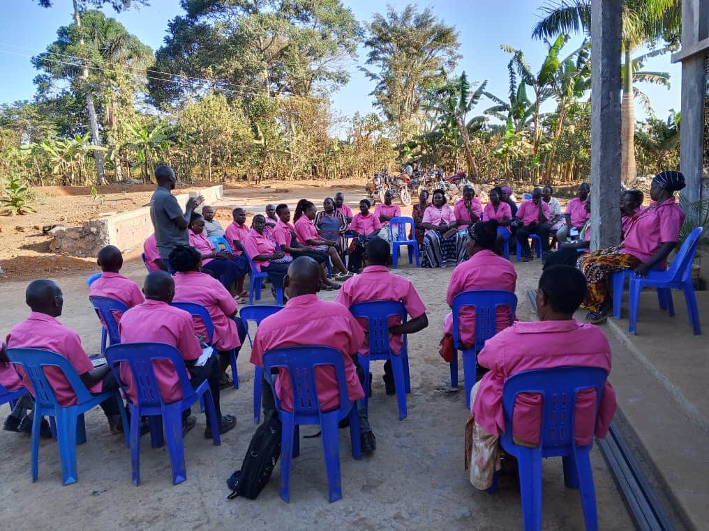 Cooperative training sessions for farmers